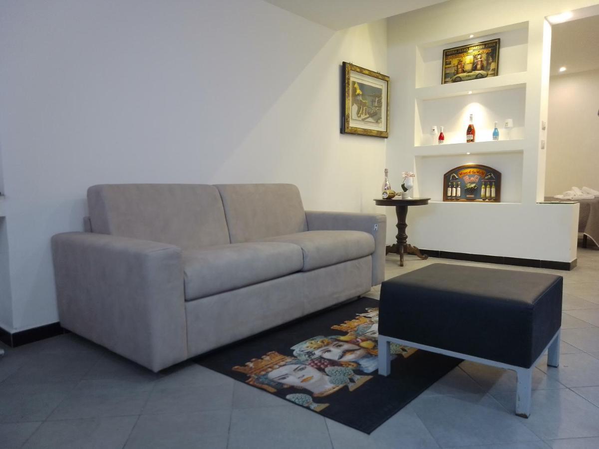 Tiziano'S Home Катания Экстерьер фото