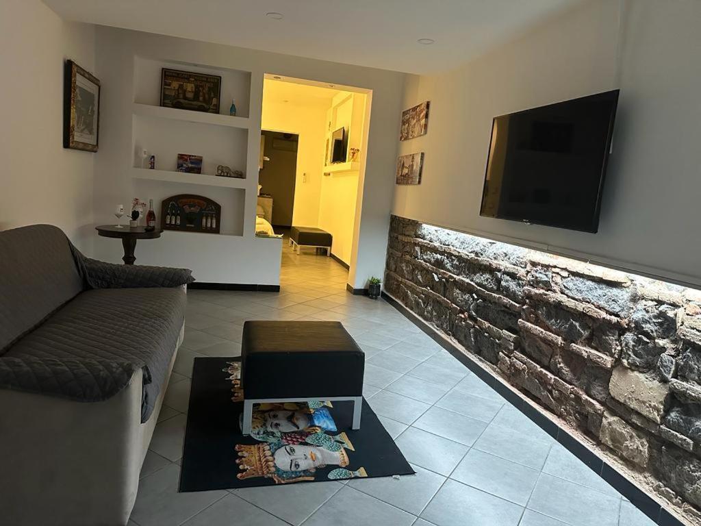 Tiziano'S Home Катания Экстерьер фото